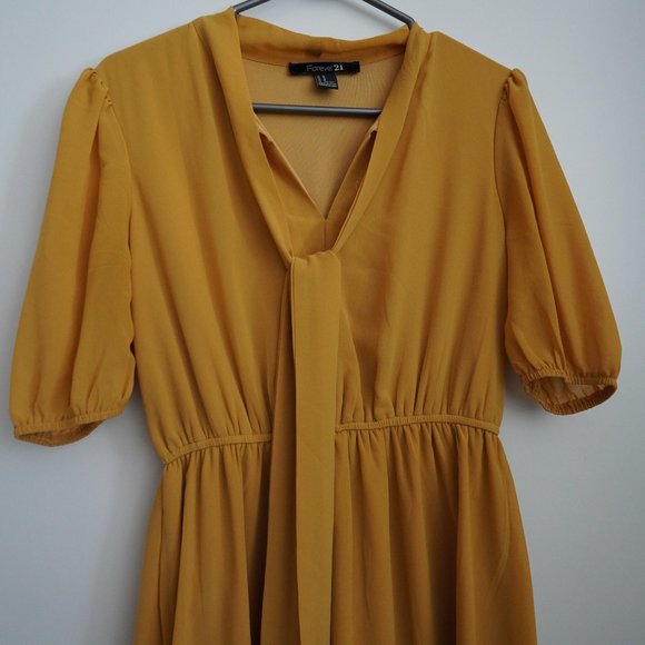 Mustard dress - Picture 10 of 12